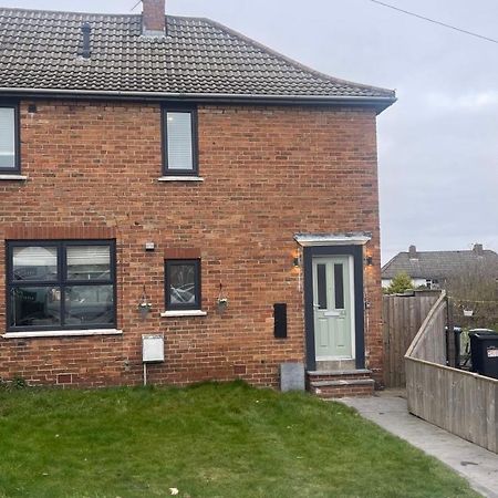 Fully Serviced Three Bed House In Durham Exterior photo